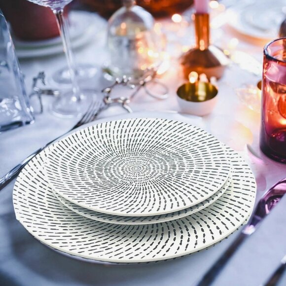 Modern Boho Ceramic Plate Set – 4pcs, Handcrafted Look, 2 Large + 2 Medium - Picture 8 of 10